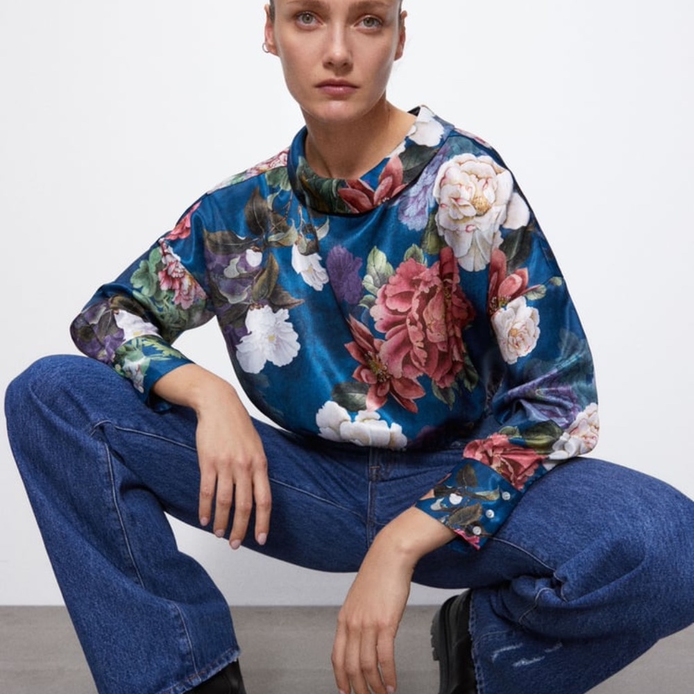 ZARA CROPPED PRINT BLOUSE SMALL
